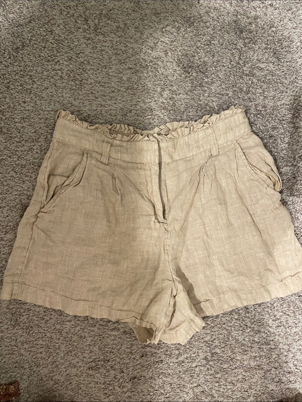 Vineyard Vines Beige Ruffle-Waist Linen Blend Shorts size 2